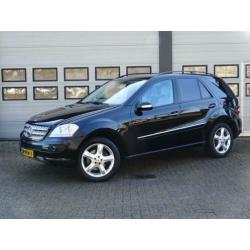 Mercedes-Benz M-Klasse ML 320 4 MATIC Luchtvering - GRIJS -