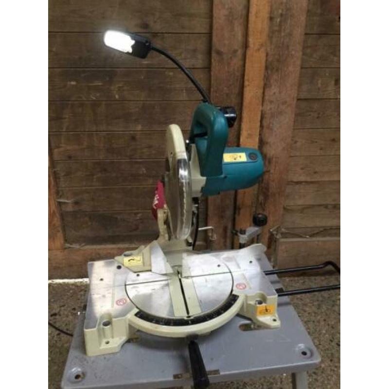 Afkortzaag makita la 1040f