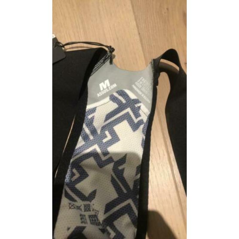 Nieuwe Assos Cento Evo fietsbroek maat M