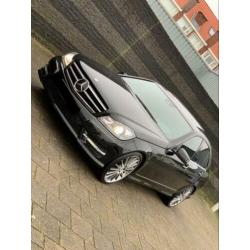 Mercedes C 350 AMG FACELIFT SCHFDK MMRY LEER BOM VOLL!!