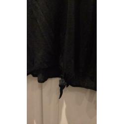 Mooie top H&M cl zwart linnen