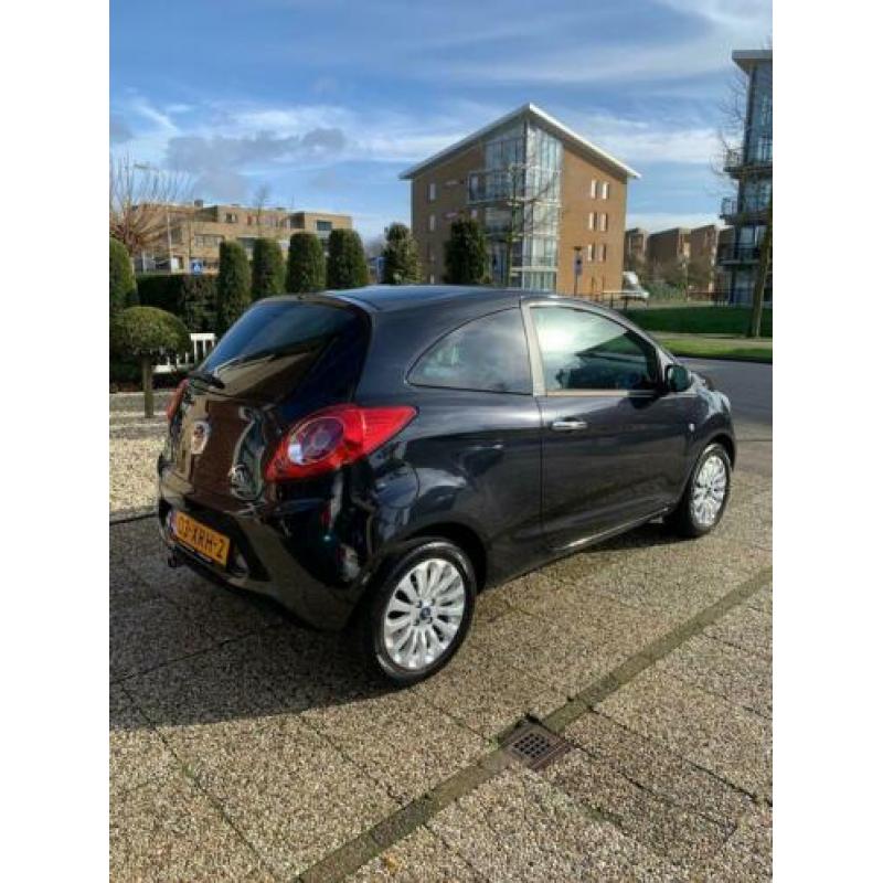 Ford KA Titanium X 1.2 69pk 2012 metallic Zwart