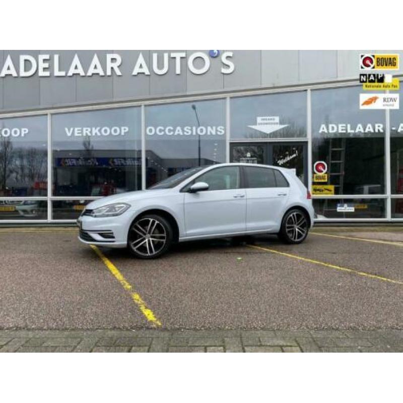 Volkswagen Golf 1.4 TSI Highline Business R | PANO | STOELVE