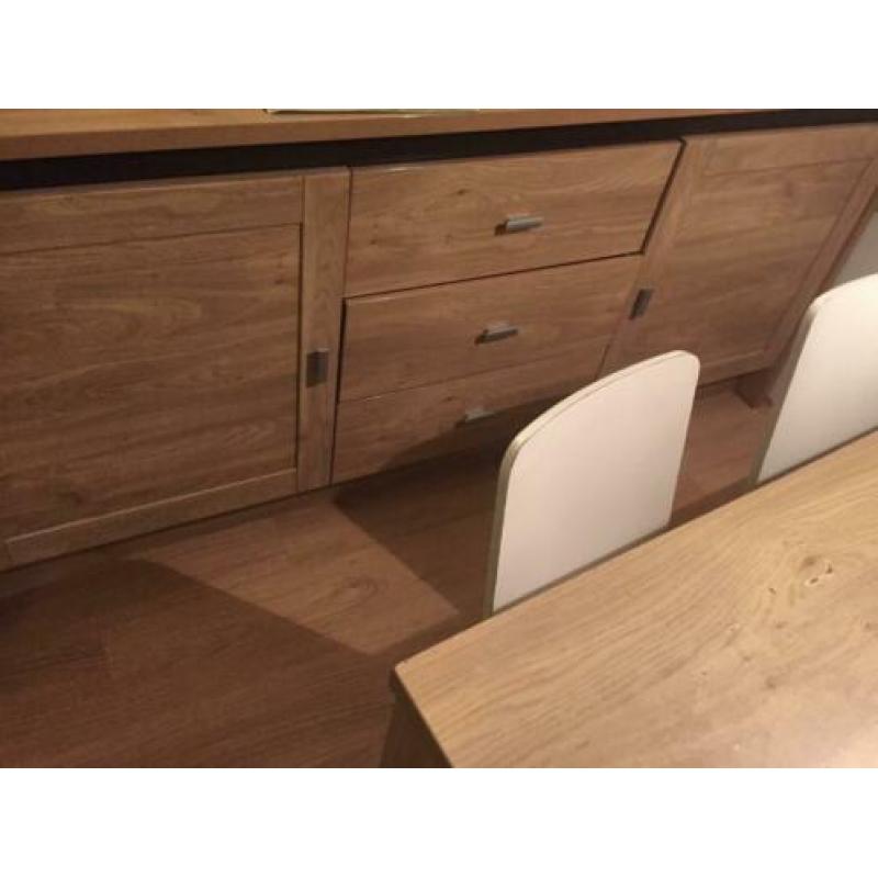 Prachtige dressoir van Leen Bakker. Licht eiken