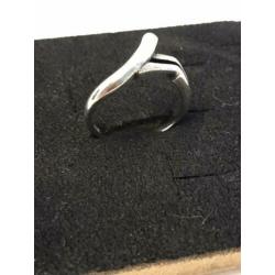 Leuke zilveren ring