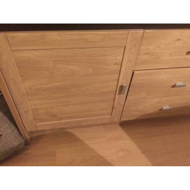 Prachtige dressoir van Leen Bakker. Licht eiken