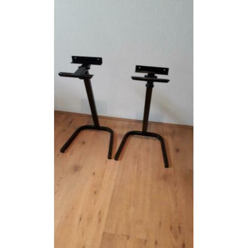 luidsprekers standaard speakers steunen boxen beugels