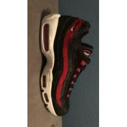 Nike air max 95 essential red black
