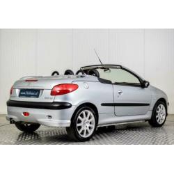 Peugeot 206 CC 2.0-16V (bj 2001)