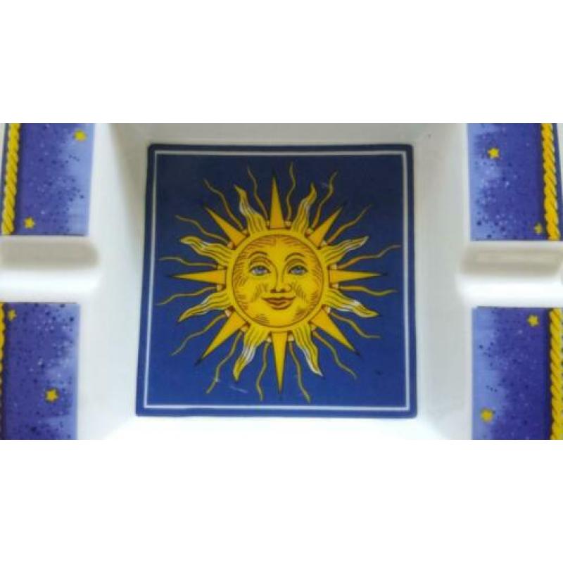 Vierkant model porselein tray (Fornasetti of Versace stijl?)