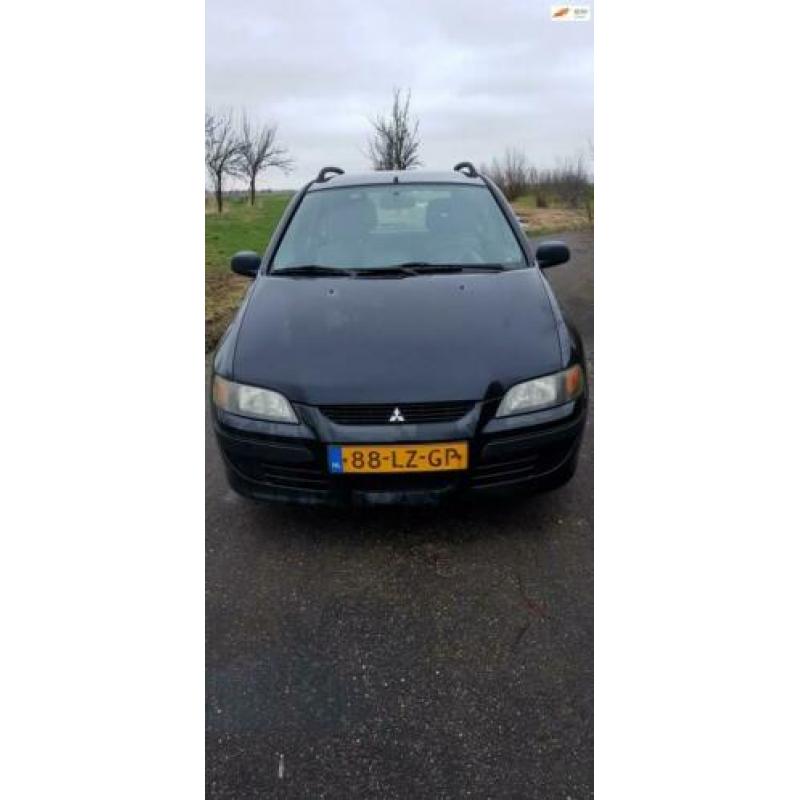 Mitsubishi Space Star 1.6 Family