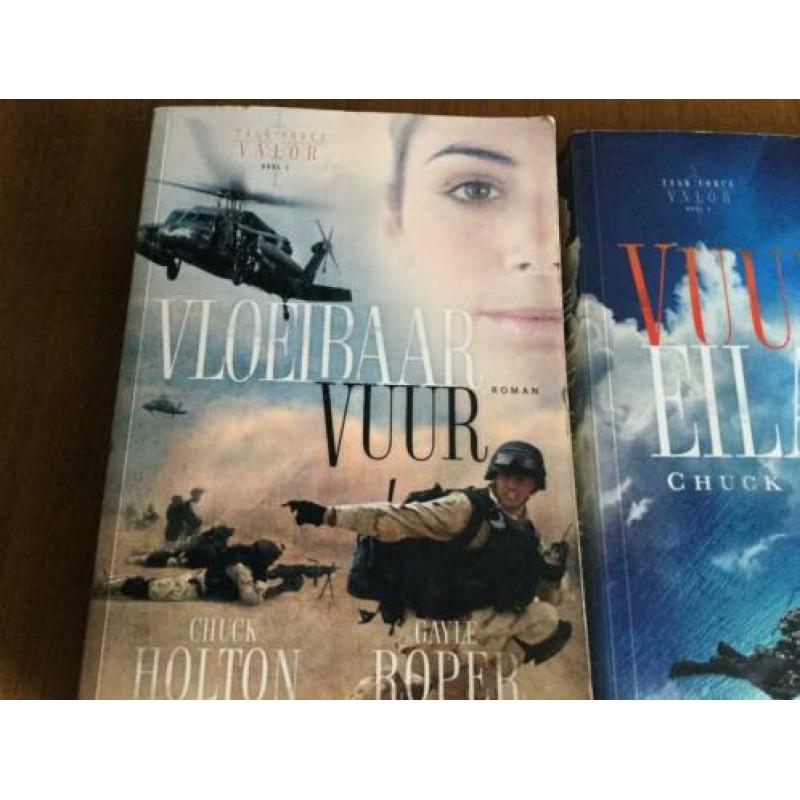 3delige VUUR-serie van Chuck Holton
