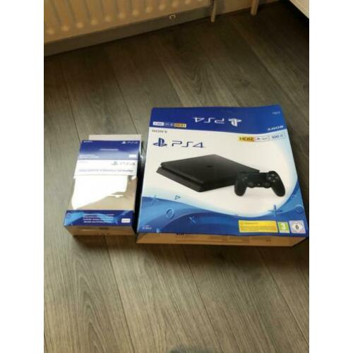 PlayStation 4 incl controller, games, tv, headset en ps plus