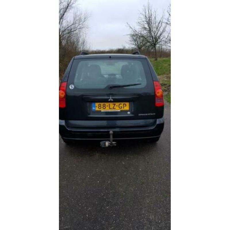Mitsubishi Space Star 1.6 Family
