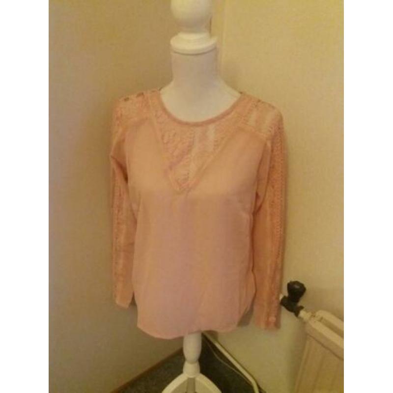 Mooie dames kleding nieuw mt:S/M/L