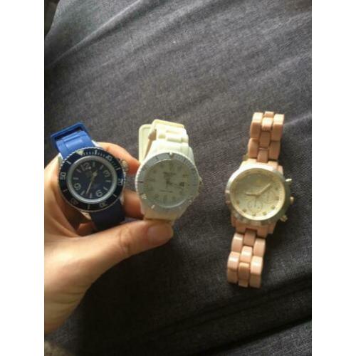 3 verschillende horloges 25,00 p stuk