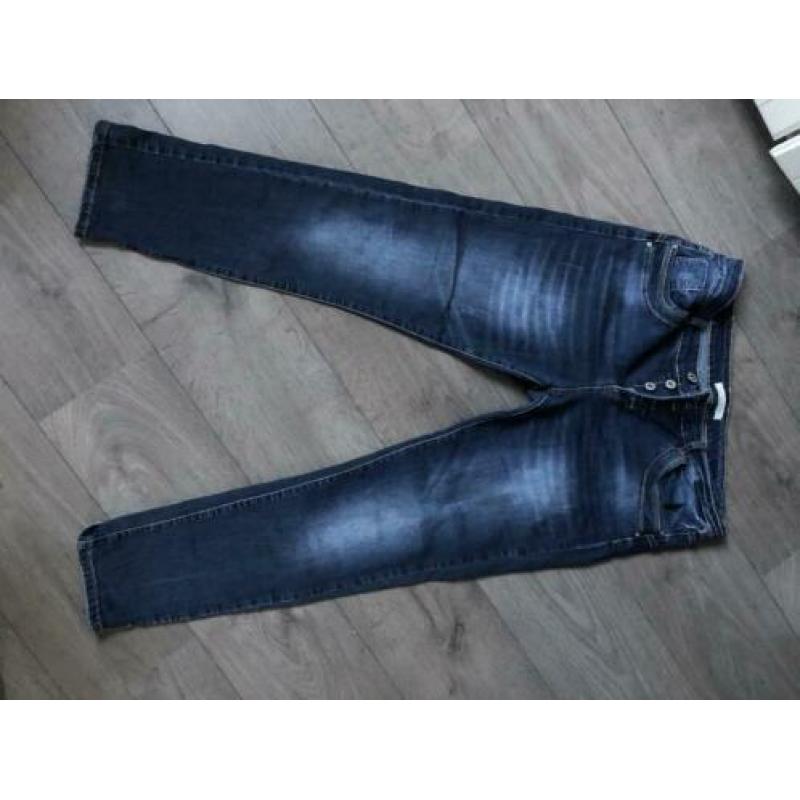 Karostar jeans
