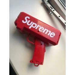 Supreme money gun