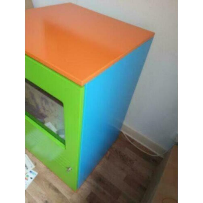 Kindertelevisie voor een speelhoek salora