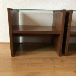 2 Ikea nacht kastjes kersen kleur