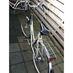 5 fietsen die moeten gerepareerd worden, moeten allemaal mee