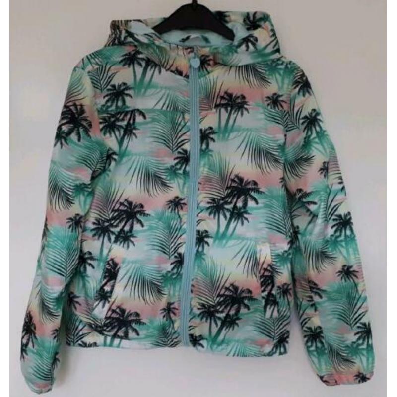 Meisjesjasje, zomerjasje, met zomerse print maat 122/128