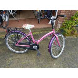 Batavus kinderfietsje 24 inc.