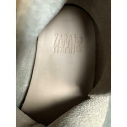 Leren babyschoentje Zara maat 17-18 *Nieuw*