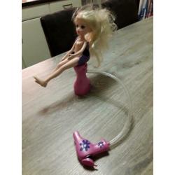 Zgan kappersstoel met werkende föhn voor barbie modepop