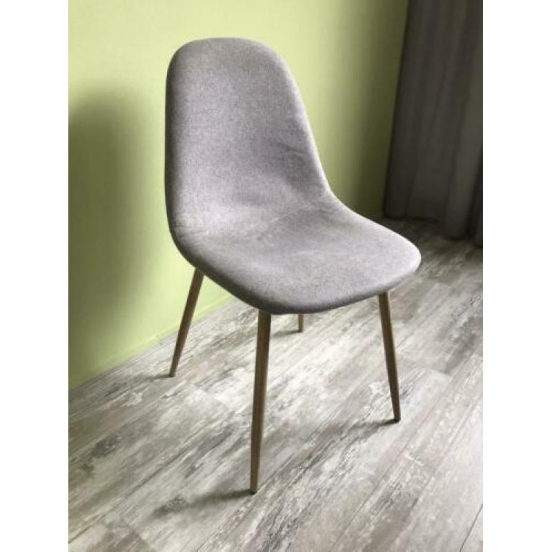 6 grijze eettafel stoelen in nette staat