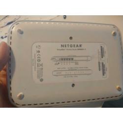Netgear WPN824 RangeMax 108 Mbps draadloze router