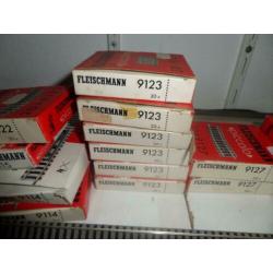 FLEISCHMANN -N- spoor rails 9102 1 euro per stuk is op 9114
