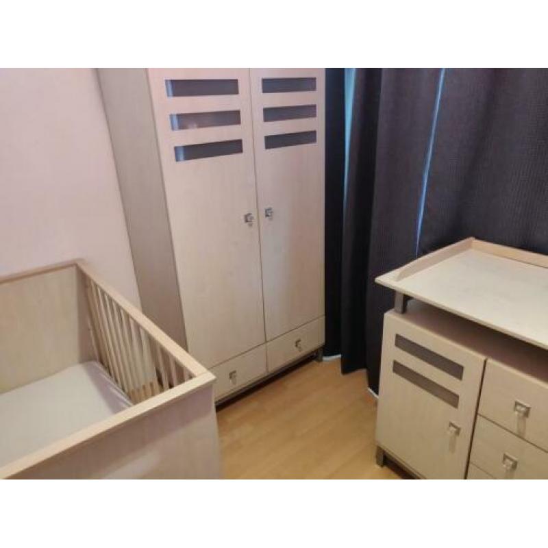 Babykamer kinderkamer compleet