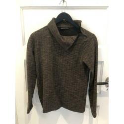 Expresso bruin/zwarte trui met col en rits, maat XS