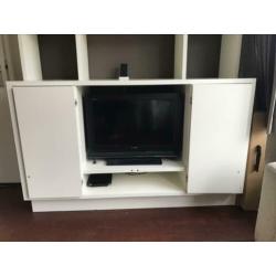 Witte kast voor woonkamer te koop