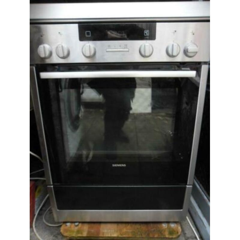 Siemens gasfornuis RVS hete lucht oven HX74W735N INOX 2,5 jr