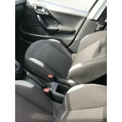 Peugeot 208 1.2 VTI 60KW/82PK 5-D 2014 Zwart