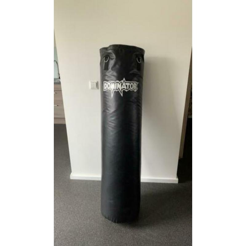 Dominator bokszak 150 hoog