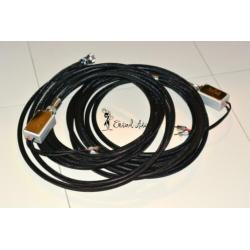 Goldmund UHD luidsprekerkabels met luidspreker Adapter.