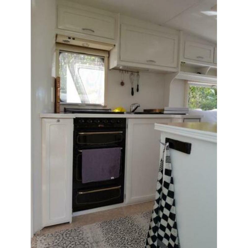 Te koop: mooie Elddis Hurricane GTX 2000