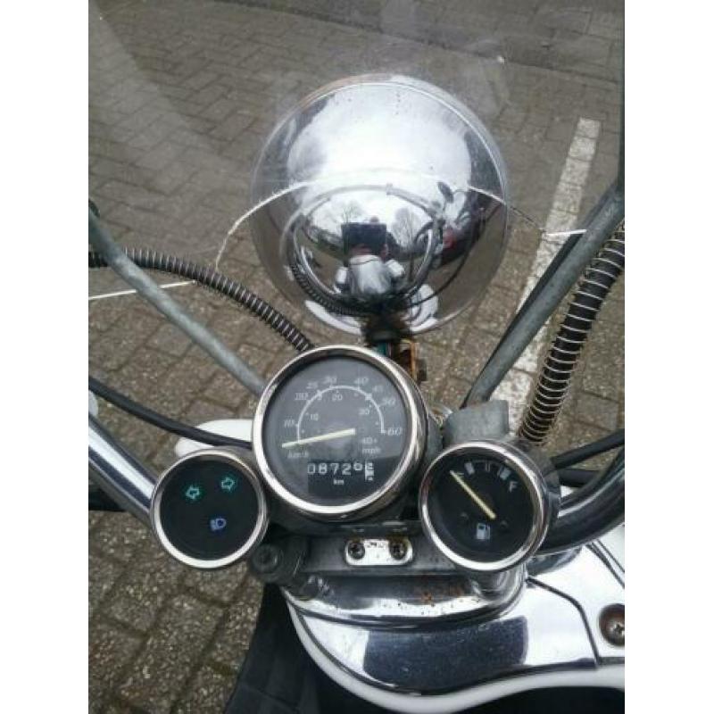 Zeer goedrijdende retro scooter 4 takt