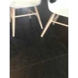 4x kristalia elephant design stoel met eiken onderstel