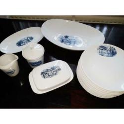 SERVIES BRABANTS BONT{Bavaria Porzellan} VOOR BROOD MAALTIJD