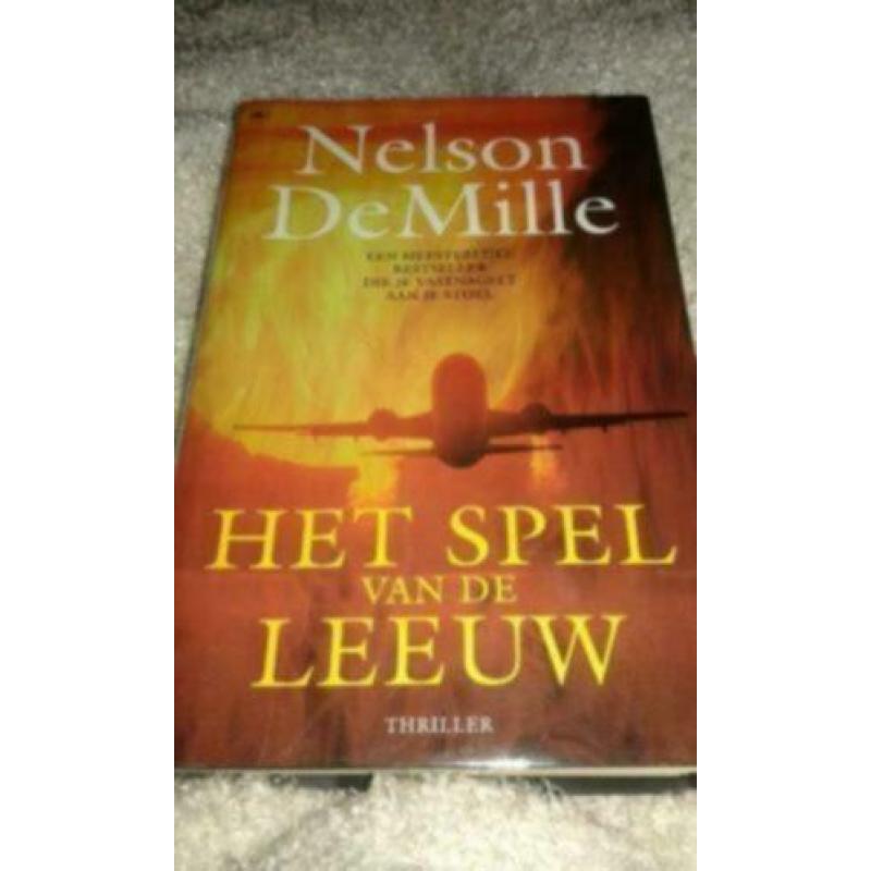 m5 DE CRASH - DE SPEL VAN DE LEEUW - NELSON DEMILLE