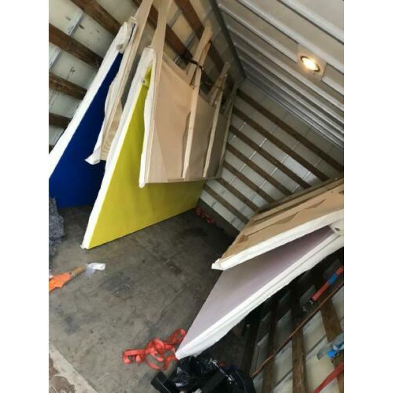Bakwagen met chauffeur busje Amsterdam bankstel boxspring