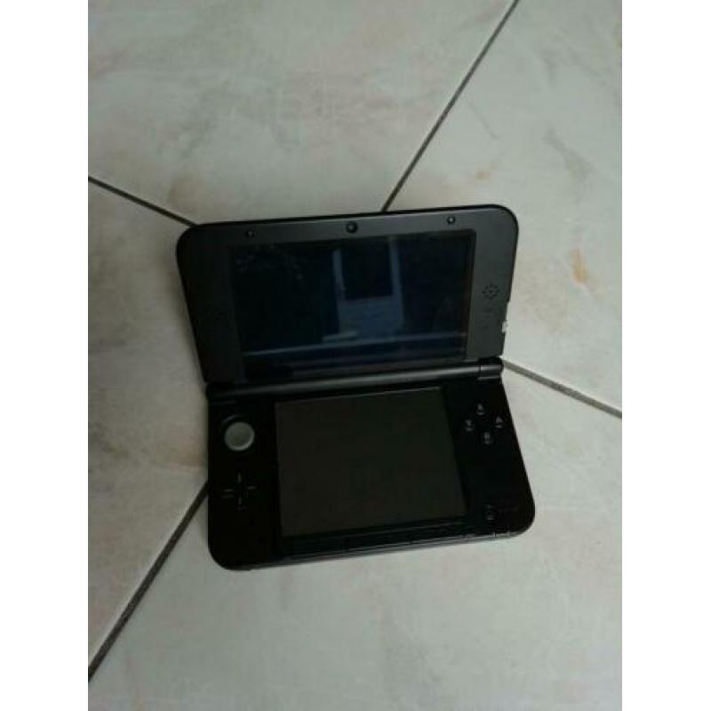 Nintendo 3DS XL