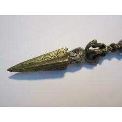 Antieke bronzen Phurba Vajra uit Tibet/ Nepal.