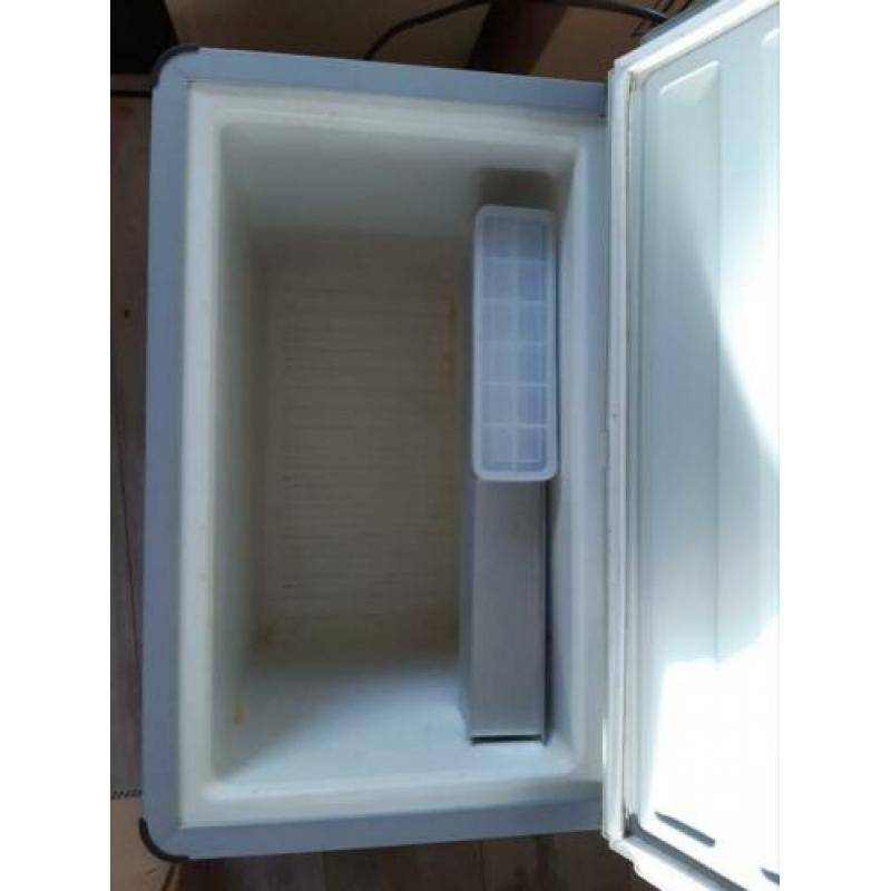Te koop camping koelkastje Electrolux