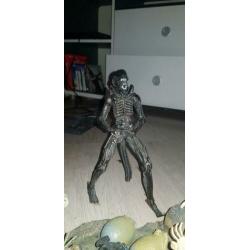 Neca/mcfarlane alien queen