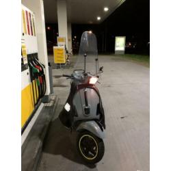CUSTOM Vespa S 4 takt snor